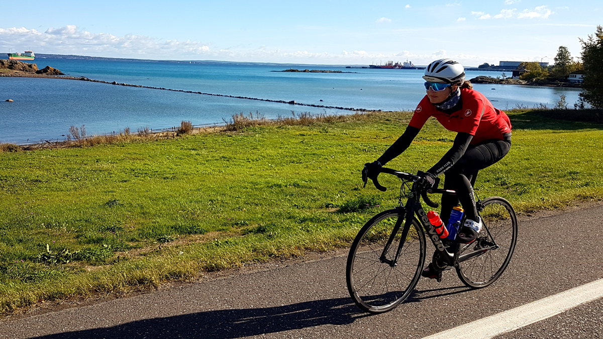 Marianne på sin gamle Cervélo R5